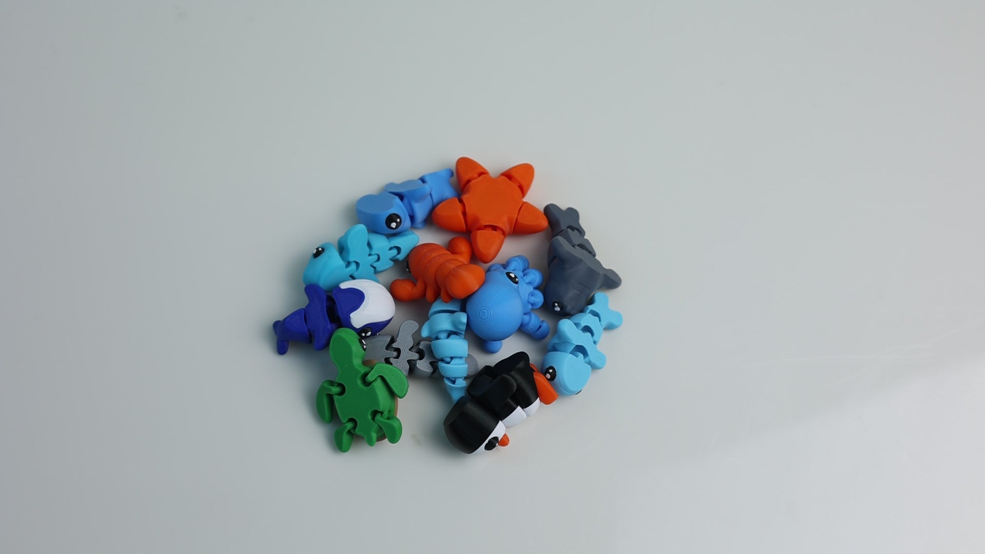 Load video: Pocket Figure Ocean Set
